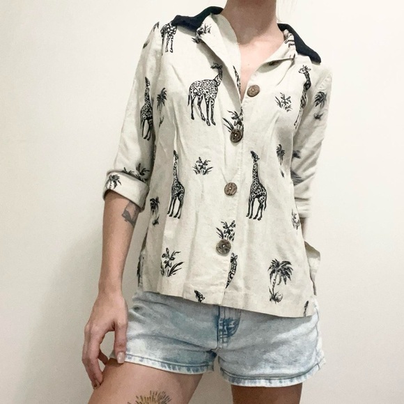 Vintage 70s giraffe print button up short sleeve shirt - Picture 3 of 4